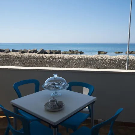 Mareggiata Bed & Breakfast 4*