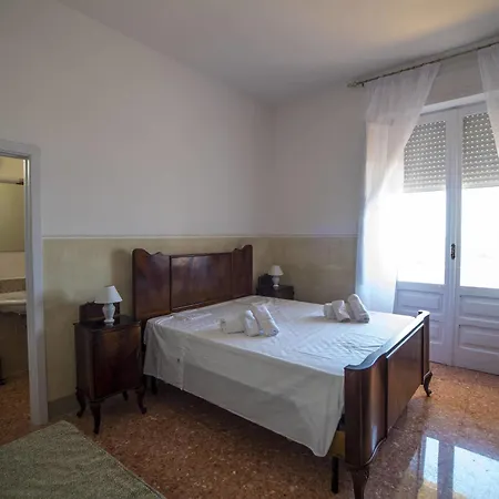 Couette-café Mareggiata 5*